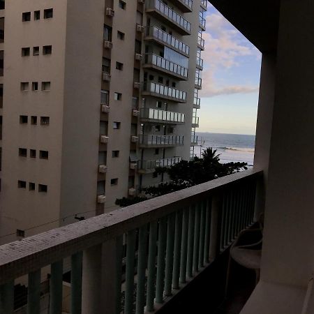 Pitangueiras, Frente Ao Mar Com Servico De Praia Apartment Guaruja Bagian luar foto
